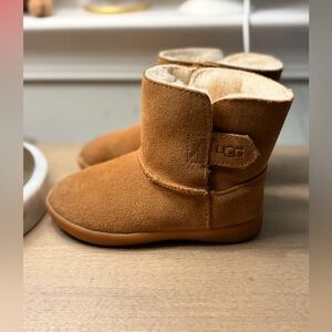 UGG Keelan Toddler Boots size 8